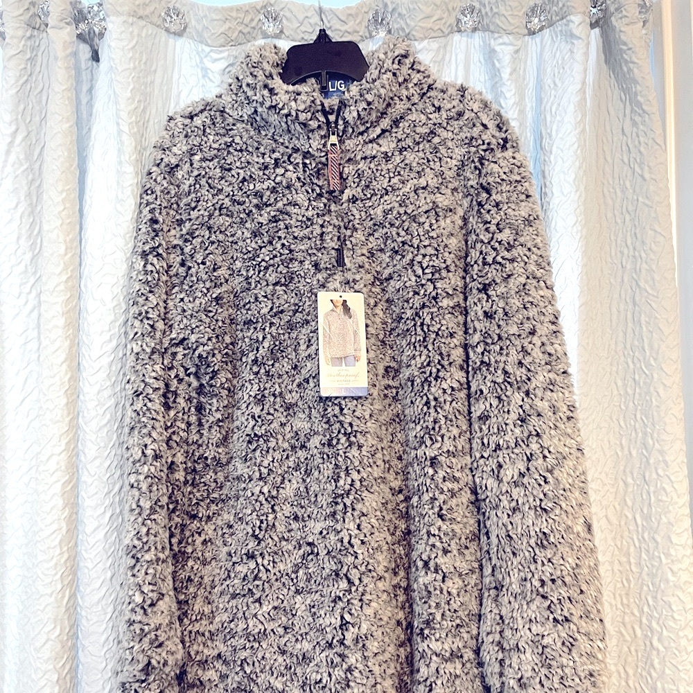 🤍NWT-Sherpa Quarter Zip Pullover